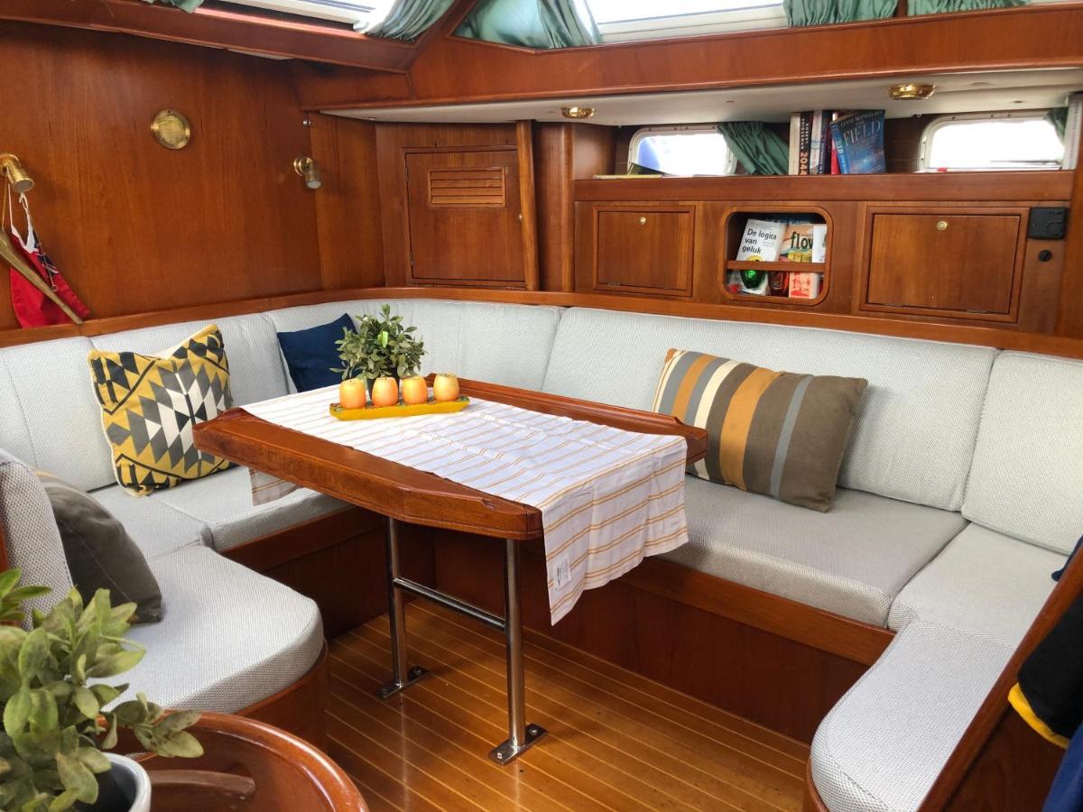 Stay Only Or Sailaway With Friends And Family Have More Fun Медемблік Екстер'єр фото