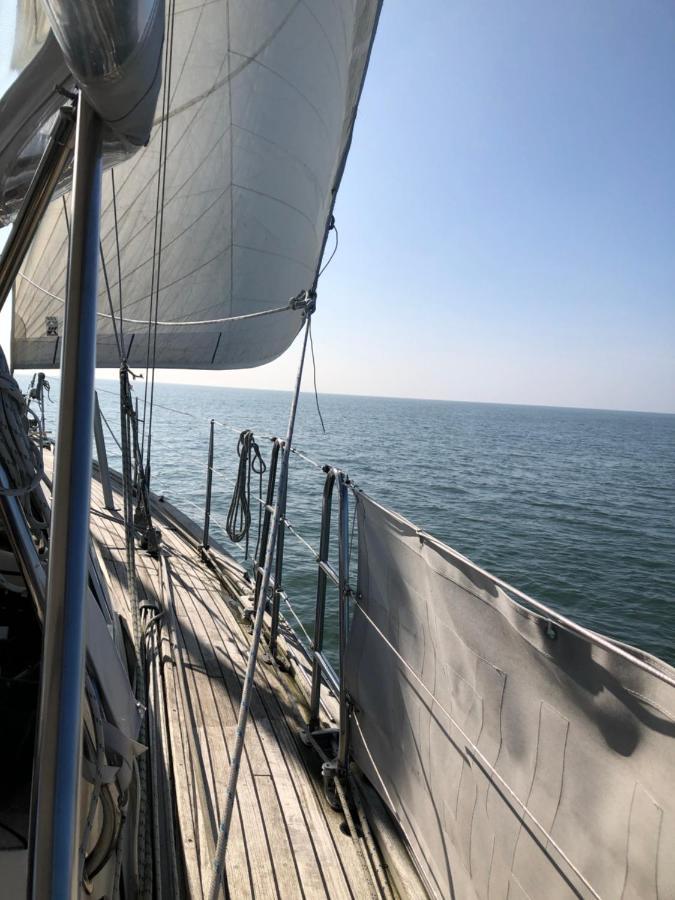 Stay Only Or Sailaway With Friends And Family Have More Fun Медемблік Екстер'єр фото